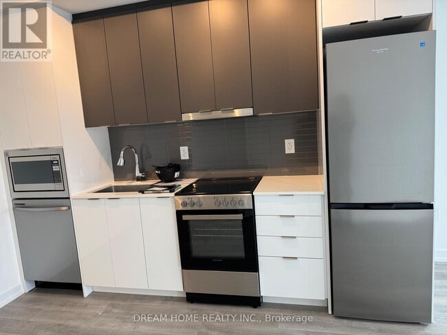 Building Photo - 9763 Markham Rd