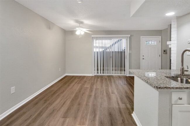 Building Photo - 260 El Dorado Blvd