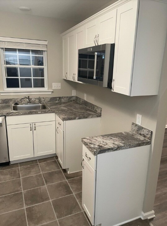 Foto del edificio - 1059 Park Meadow Dr