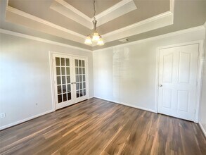 Building Photo - 9509 Dry Springs Dr