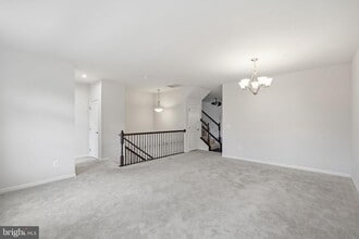 Building Photo - 3634 Briarwood Dr
