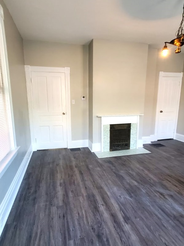 Building Photo - 567 Wilkinson St