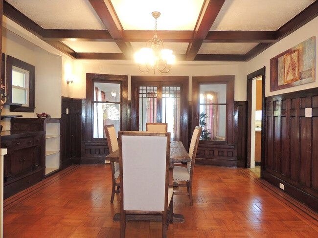 Foto del edificio - 4 Bedroom, 2.5 Bathroom Colonial for rent!