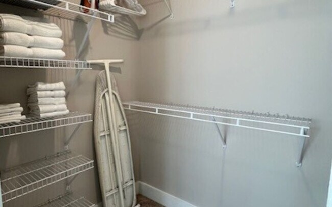 Foto del edificio - 1160 Johnson Ferry Rd NE