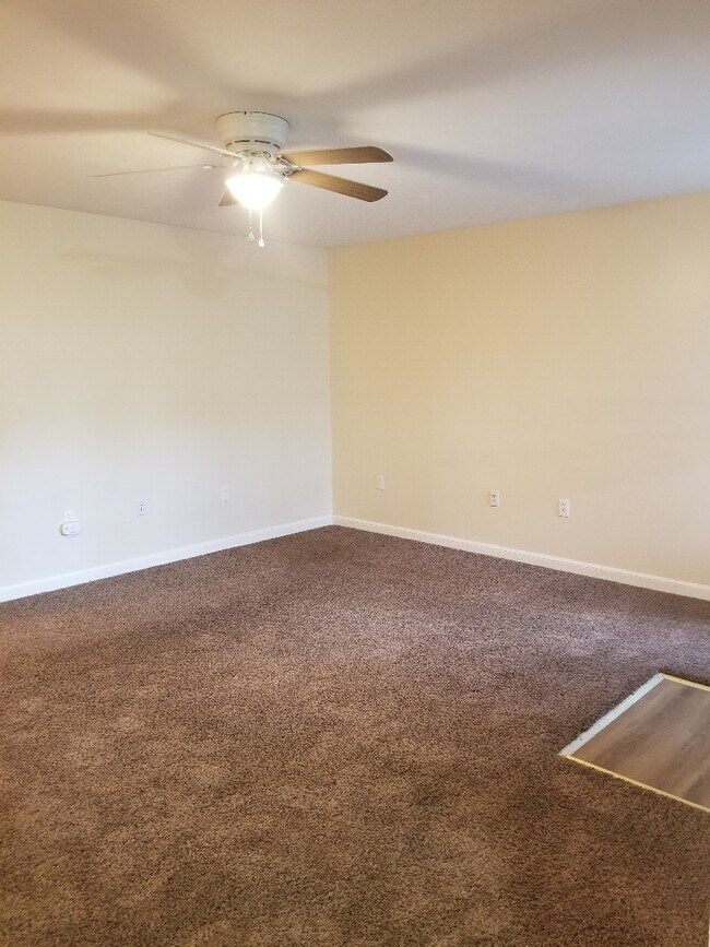 Foto del edificio - 18 Bakers Lndg