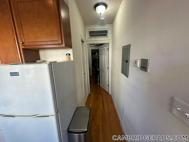 Foto del edificio - 1054 Cambridge St