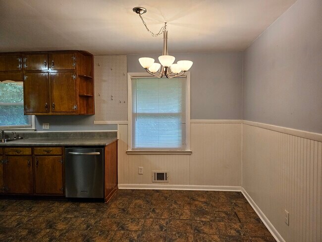 Building Photo - 2248 Tilson Cir