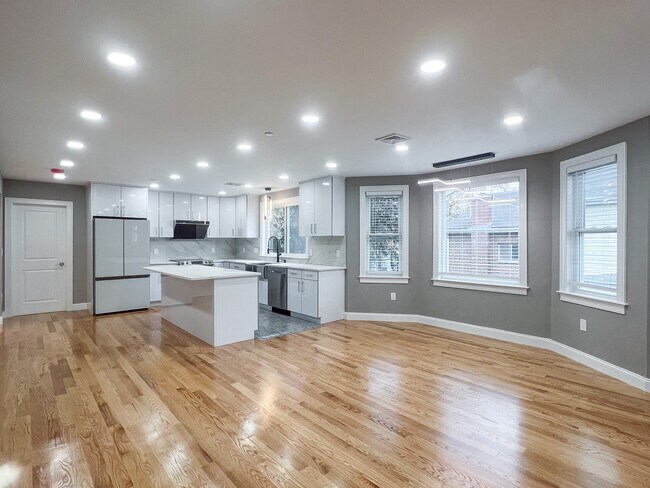Foto del edificio - 58 Linden Ave