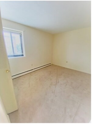 Foto del edificio - 745 E 6th St