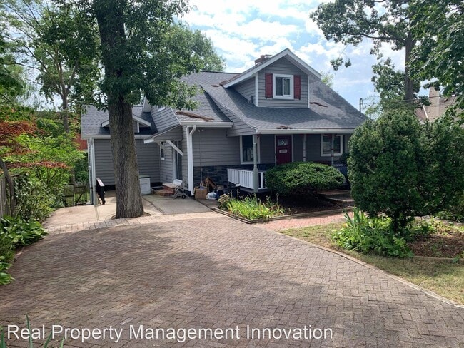 Building Photo - 3 br, 2 bath House - 2271 Edna Ct
