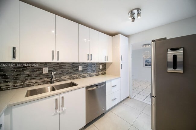 Foto del edificio - 16710 NE 9th Ave