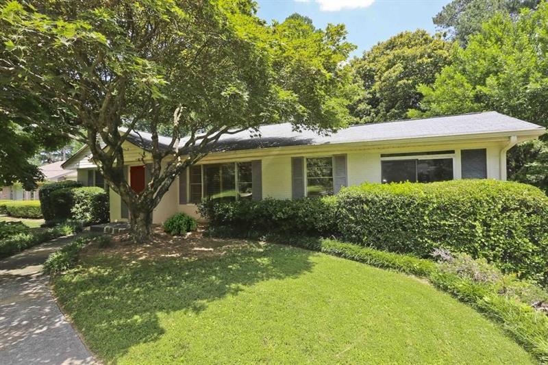Primary Photo - 1254 Briar Hills Dr NE