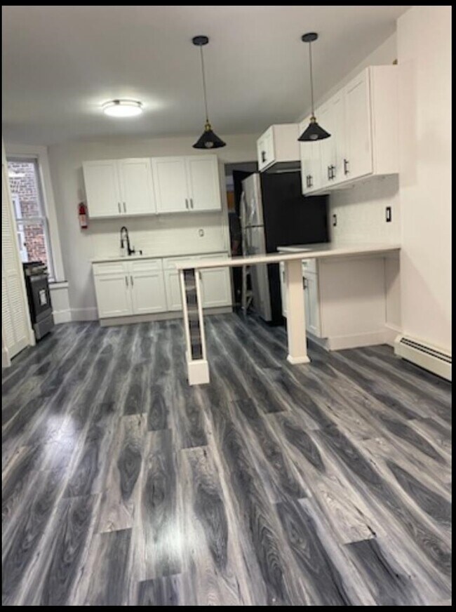 Foto del edificio - 6211 Hudson Ave