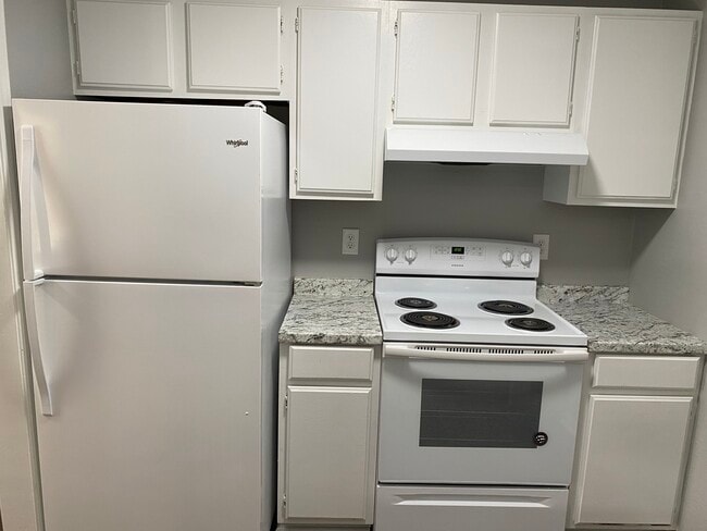 Building Photo - 16 Brianfield Cv