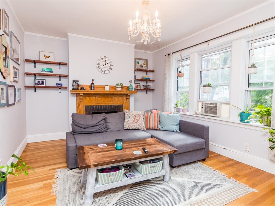 Foto principal - 281 Harvard St