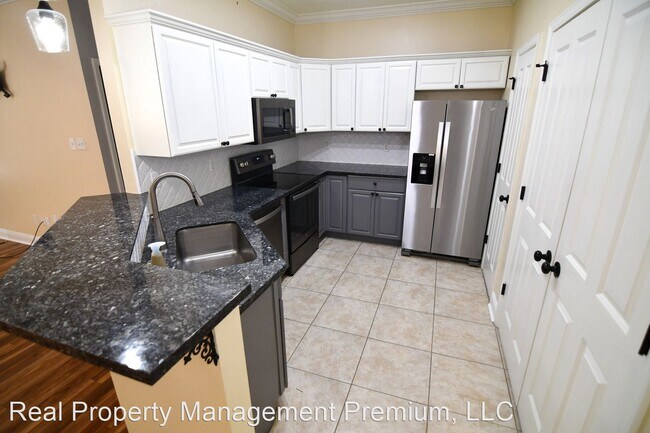 Building Photo - 2 br, 2 bath House - 8429 Florida Blvd Uni...