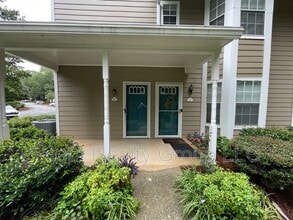 Building Photo - 1652 Northridge Dr