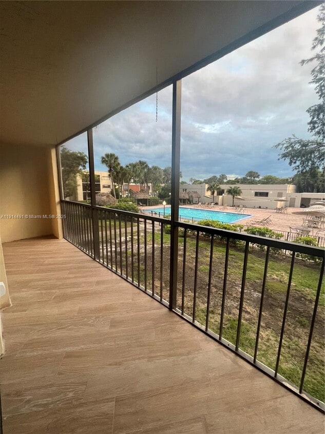 Foto del edificio - 8015 SW 107th Ave