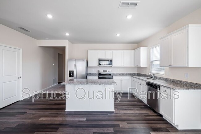 Foto del edificio - 3501 Sugarplum Rd