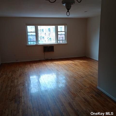 Building Photo - 418 Wortman Ave