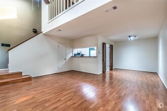 Building Photo - 2833 Panagard Dr