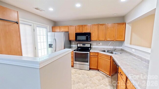Foto del edificio - 11010 Alderbrook Ln