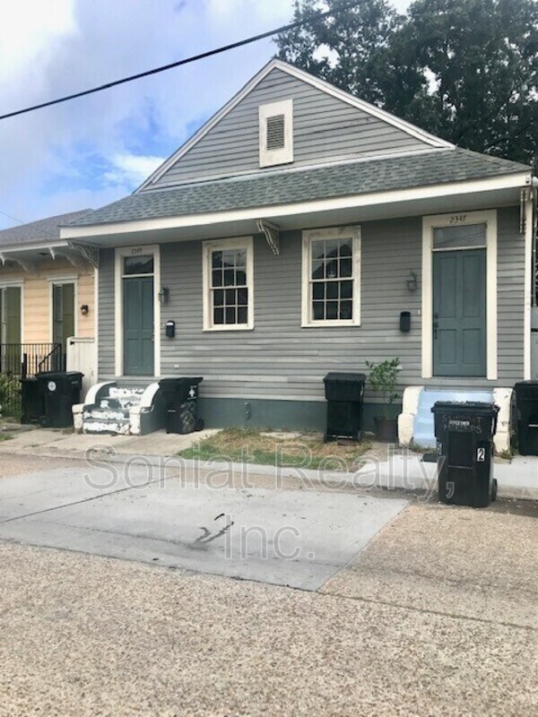 2349 Annunciation St, New Orleans, LA 70130 Condo for Rent in New