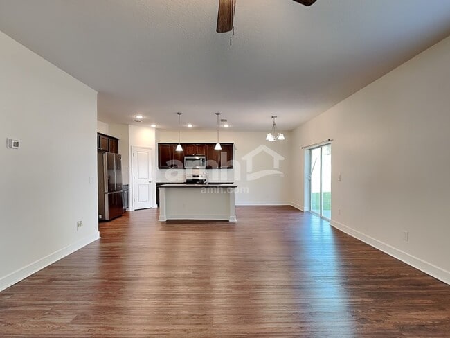 Building Photo - 1336 Mount Logan Dr