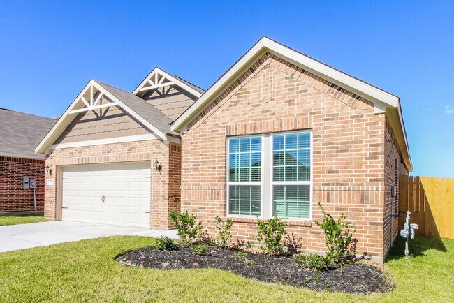 Building Photo - 405 Polly Grv Dr