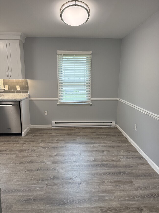 Foto del edificio - 104 Creekside Dr