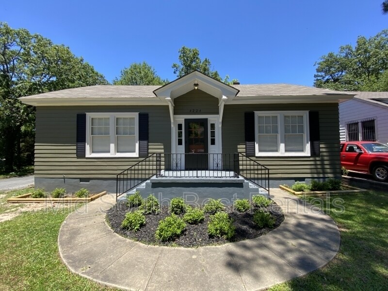 Foto principal - 4224 W 15th St