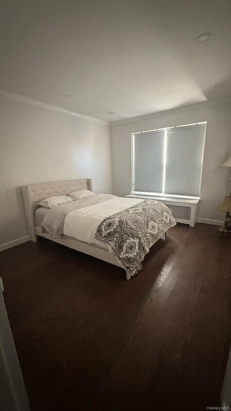 Foto del edificio - 305 Sixth Ave