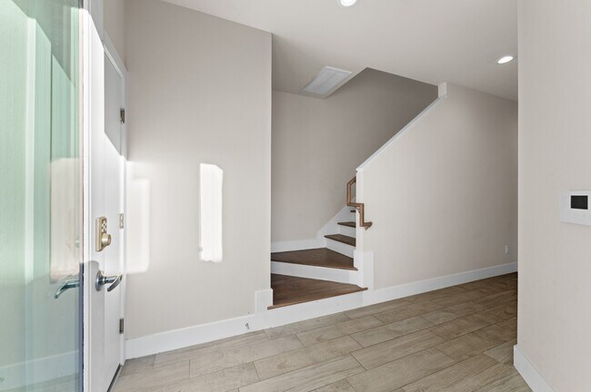 Foto del edificio - 4904 Noble St