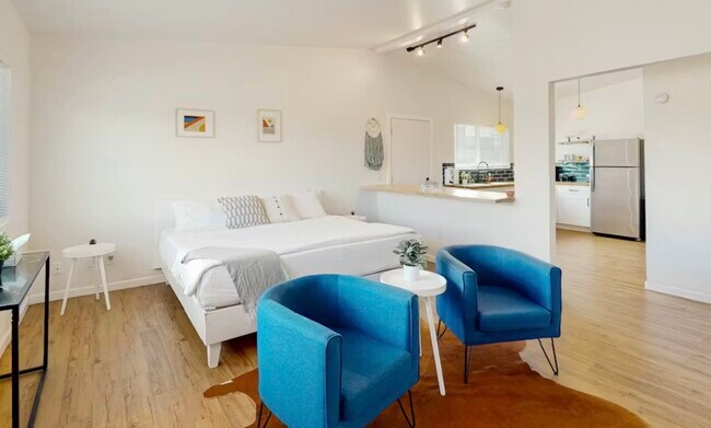 Foto del edificio - 3201 N Cherry Ave