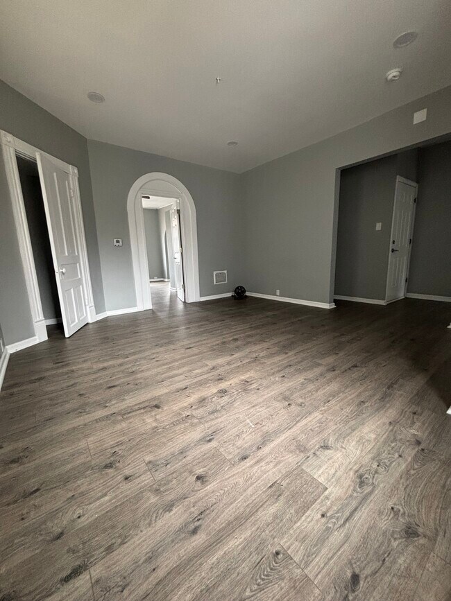 Foto del edificio - 3537 Fleming Ave