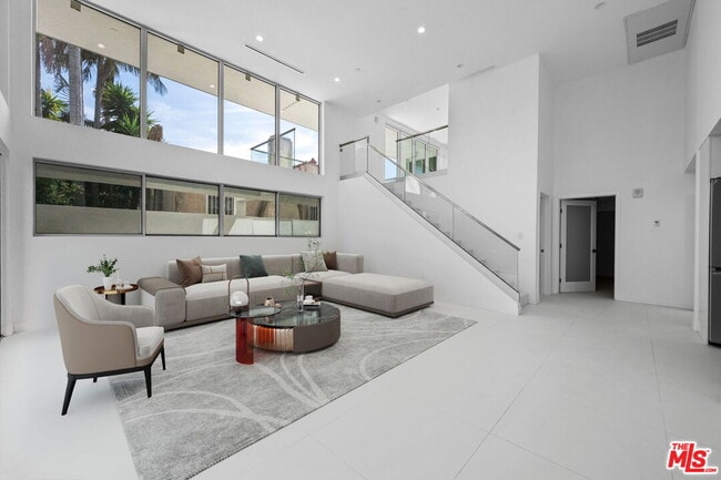 Foto del edificio - 621 Kings Rd