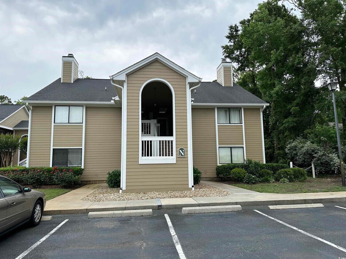 Primary Photo - 900 Courtyard Dr