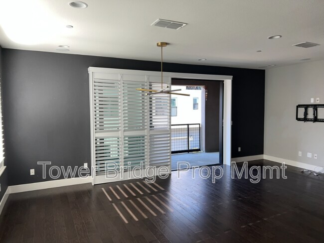 Foto del edificio - 315 Creamery Ln