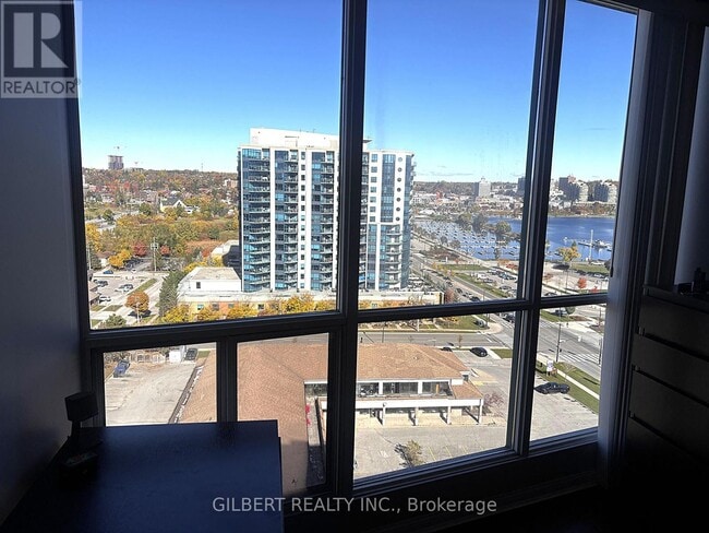 Building Photo - 65 Ellen St