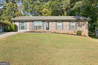 Building Photo - 6941 Stephens Dr