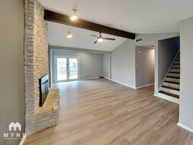 Building Photo - 1901 Gentilly Cir