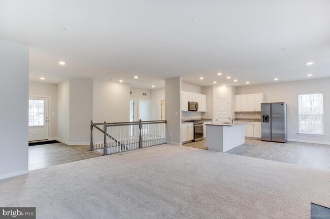 Foto del edificio - 5806 McIntosh Pl