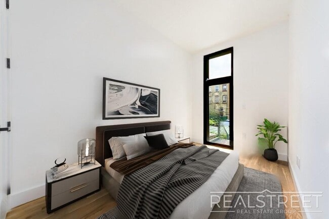 Building Photo - Stunning New 2 Bed 2 Bath with Backyard in Bed Stuy Townhouse