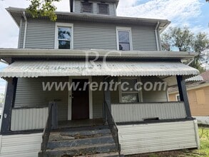 Building Photo - 9 Cronkhite Ave