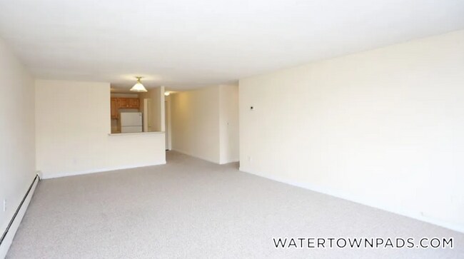 Foto del edificio - 16 Whites Ave