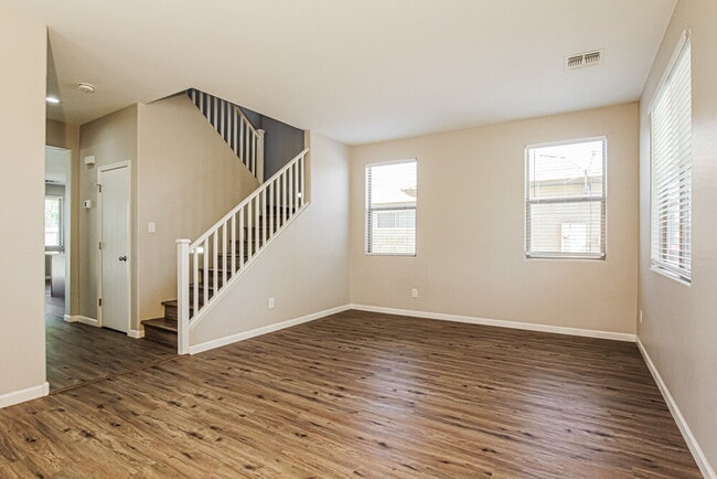 Building Photo - 9090 S 258th Ln