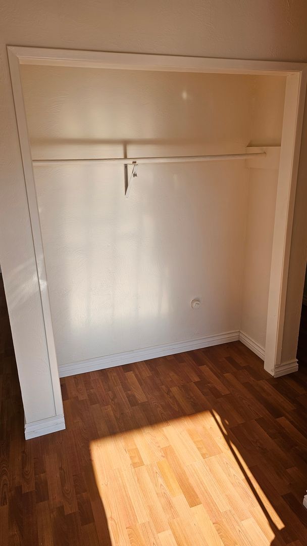 Building Photo - $3,300 - 2 Bed / 1 Bath Home in Fletcher H...