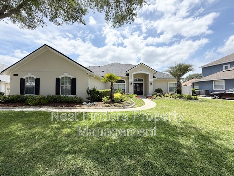 Primary Photo - 7860 Turnstone Cir E