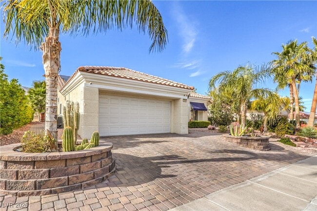 Foto del edificio - 2701 Spalding Dr