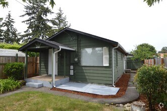 Building Photo - 11010 Addison St SW